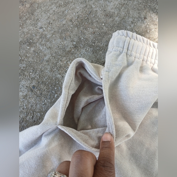 Fruit Of The Loom Cream Color Men Swetpants. Size Large - Picture 2 of 5